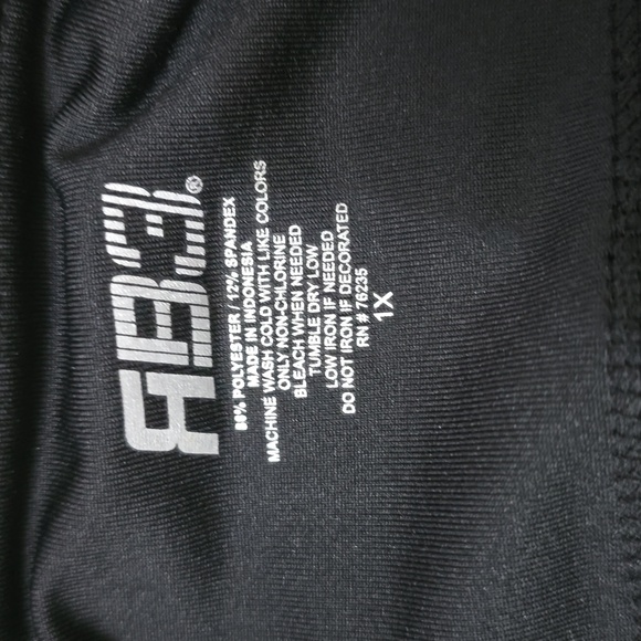 (2) RB3 NWT 1X active capris - Picture 5 of 6